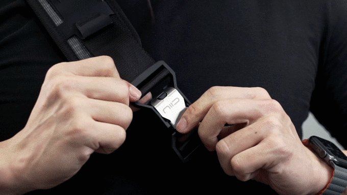 Cache Hybrid Tech Sling and Duffle