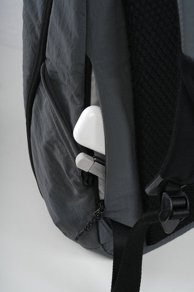 「香港限定」防割版 NEO Nomad N3 輕量手提電腦背囊 19L - 青石灰 (710g)